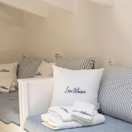 Διαμέρισμα Lara Maison *